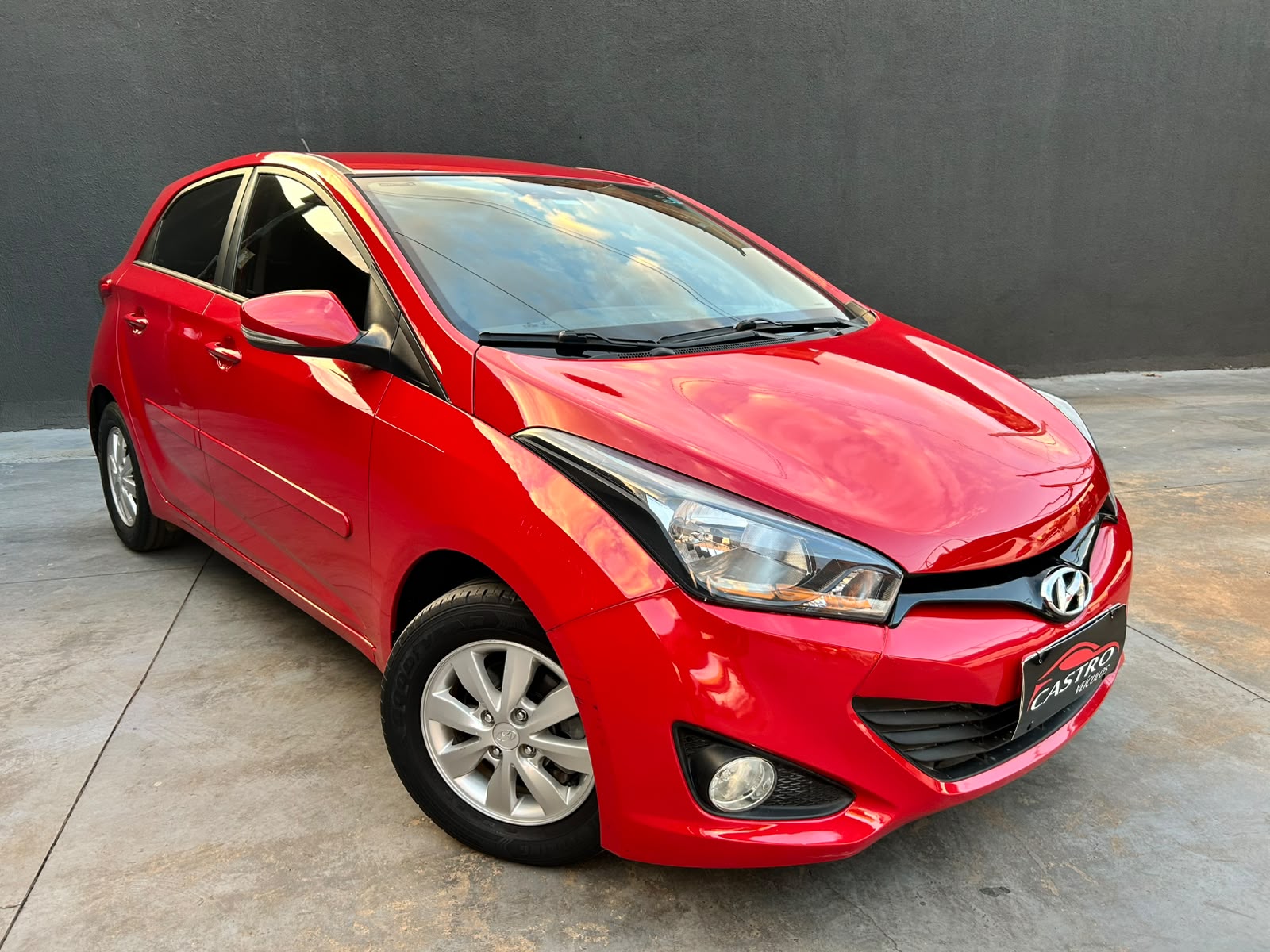 HYUNDAI
